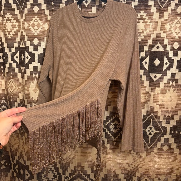 SHEIN Sweaters - Women’s SHEIN Ribbed Sweater With Fringe Sides, Size 4XL, Fits like a 2XL